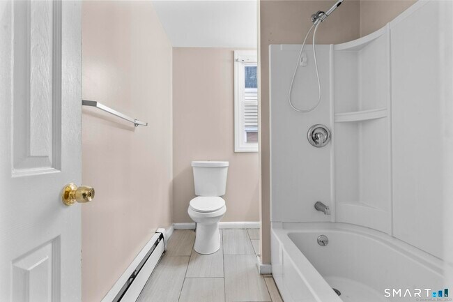 Photo - 329 Broad St Unit 1