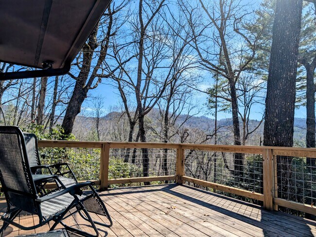 Photo - 306 Mountain Meadows Rd