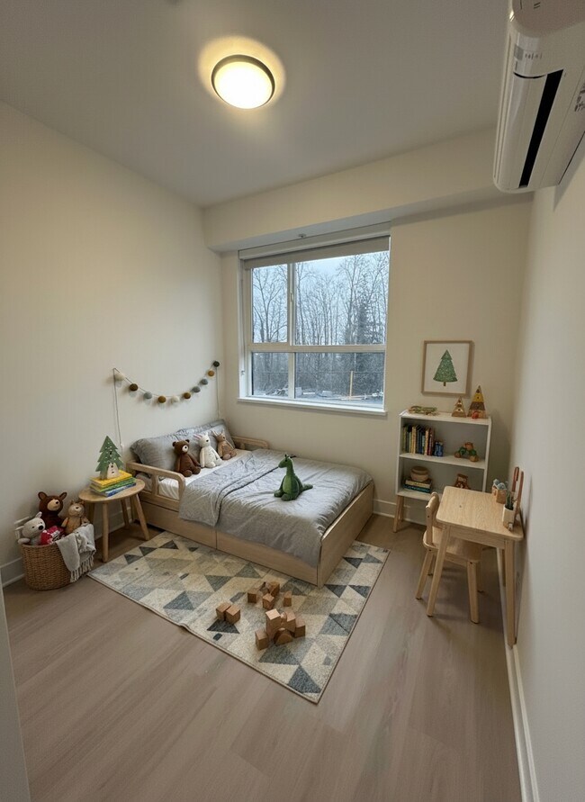 Photo - 20144-20186 86 Ave