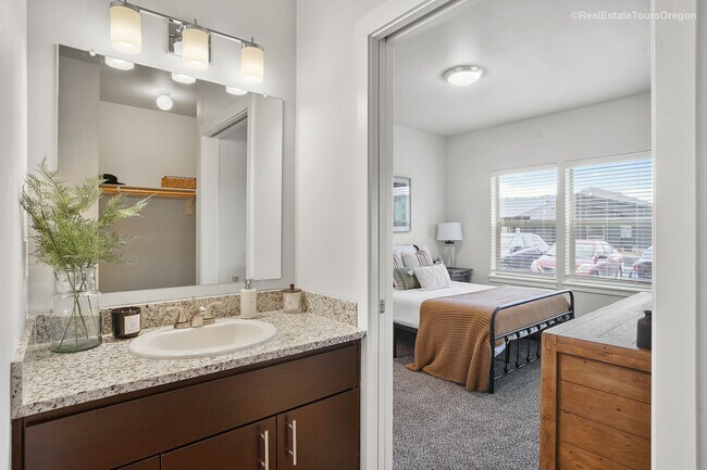 2x2 Primary Bathroom