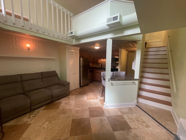 Elegant, Modern 1 Bedroom Condo in Crane P... - Elegant, Modern 1 Bedroom Condo in Crane P...