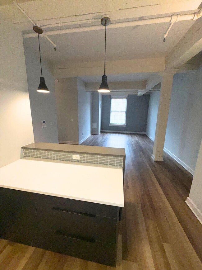 Photo - 160 Lafayette St Unit 306