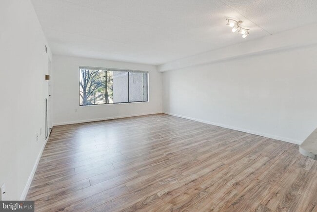 Photo - 6300 Stevenson Ave Apartment Unit 120