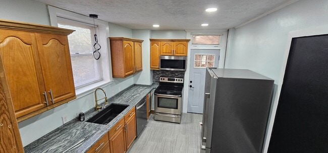 Photo - 313 Stratmore St