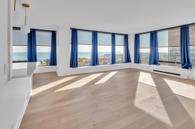 Photo - 5445 N Sheridan Rd Unit 1512