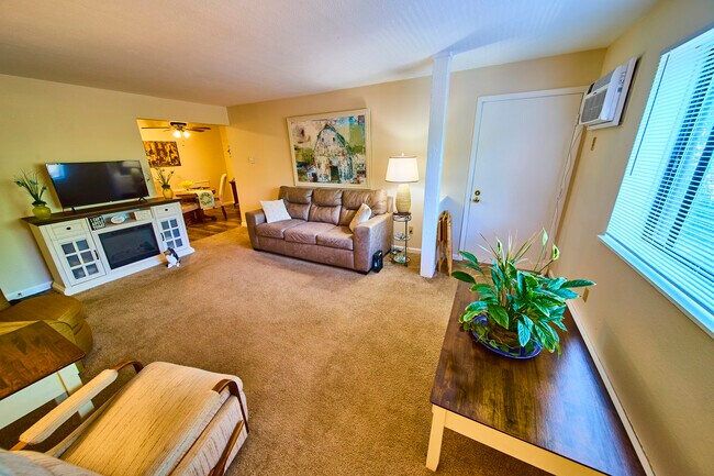 Photo - Heathbriar Apartments