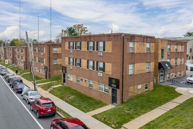 Domino Lane Apartments