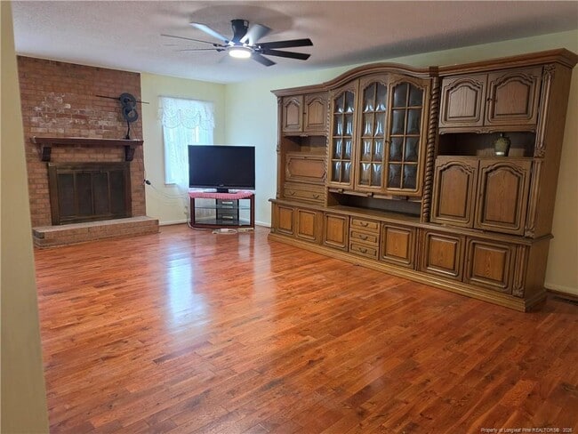 Photo - 207 Duncan Rd
