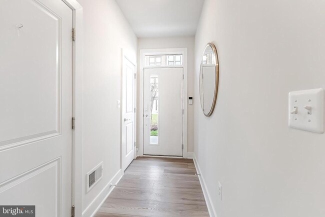 Building Photo - 12742 Verdant Wy