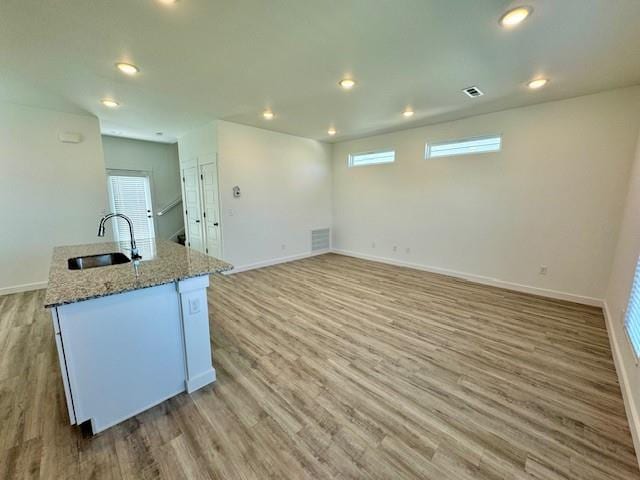 Photo - 661 St Charles Pl