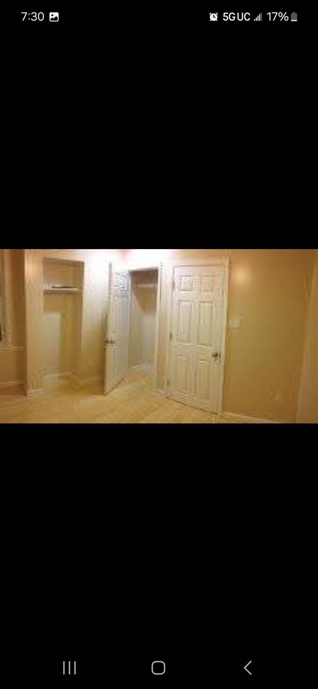 Photo - 109 N Sickels St