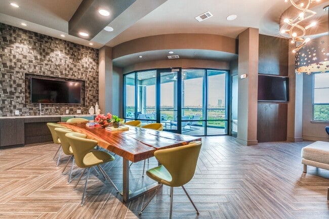 Photo - Luxia River East