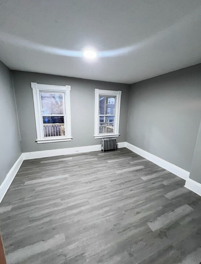 Photo - 3 Oak Ave Unit 7 oak