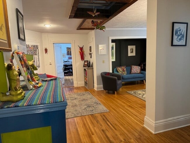 Photo - 775 University Ave Unit Apt 2