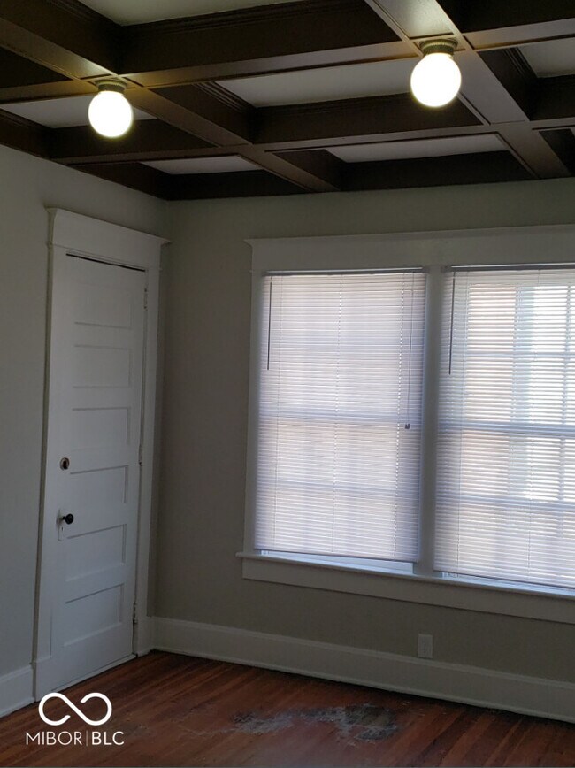 Photo - 125 E 17th St Unit 1