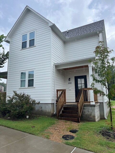 Building Photo - Modern 2BR Townhome Just Minutes from the ...