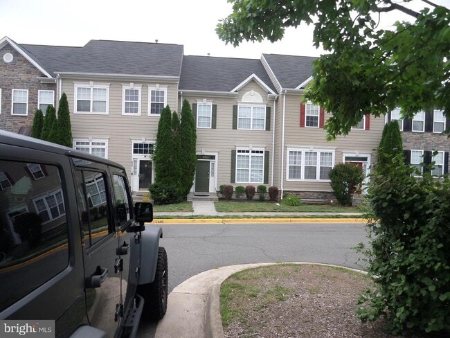Photo - 836 Linfield Terrace NE