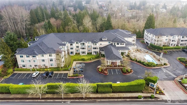 Building Photo - Luxury 2 bed 2 bath condo at Le Chateau Be...