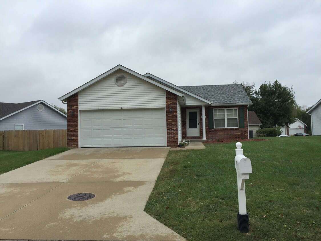 Photo - 116 Bayhill Blvd (Glen Carbon, IL)