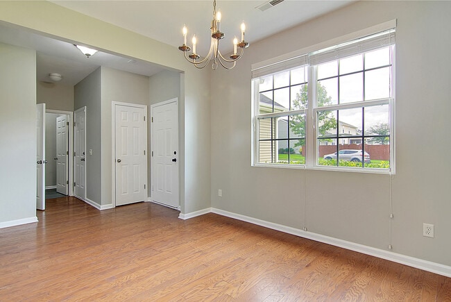 Photo - 1861 Cornsilk Dr