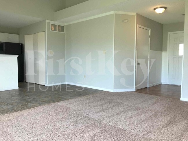 Photo - 2814 Boyd Ln