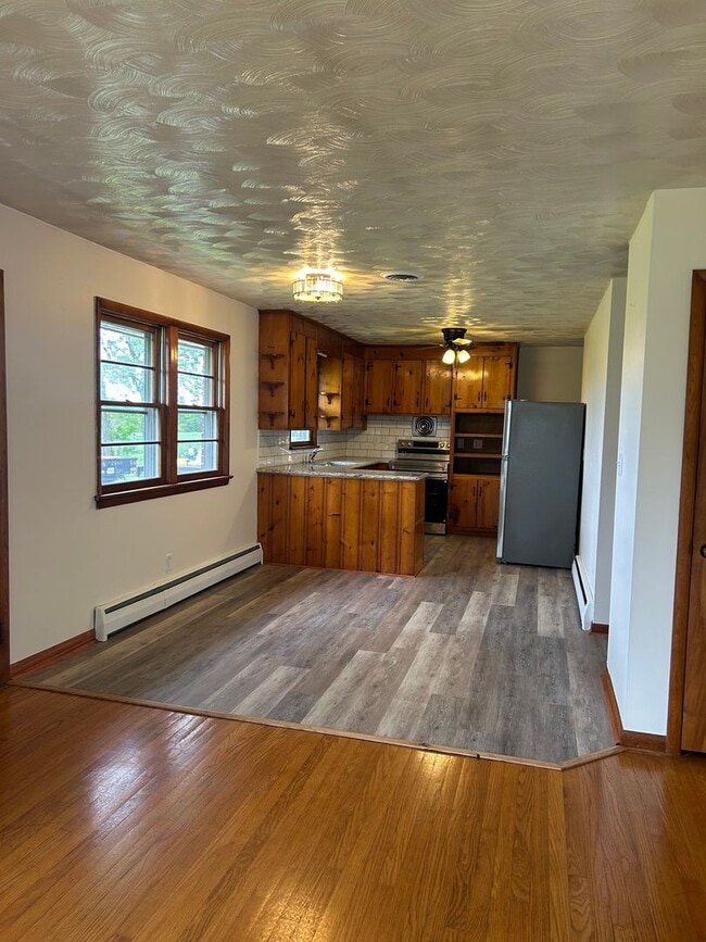 Photo - Lovely Single-Family Home