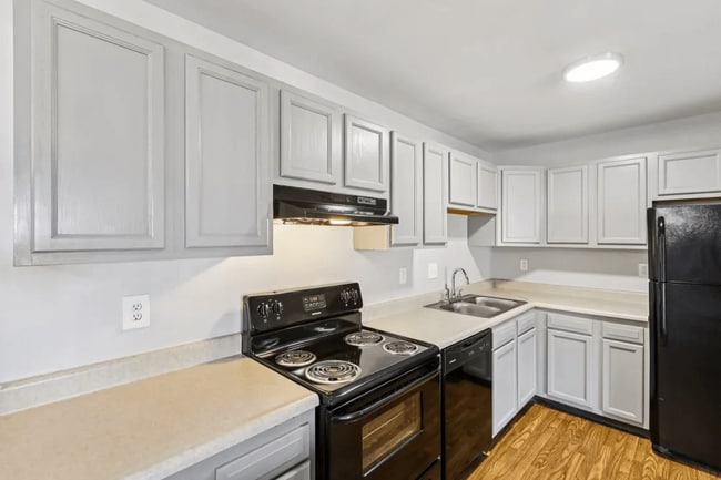 Photo - Brookwood Apartments