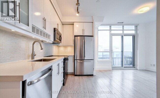 Photo - 7161 Yonge St Unité 2831
