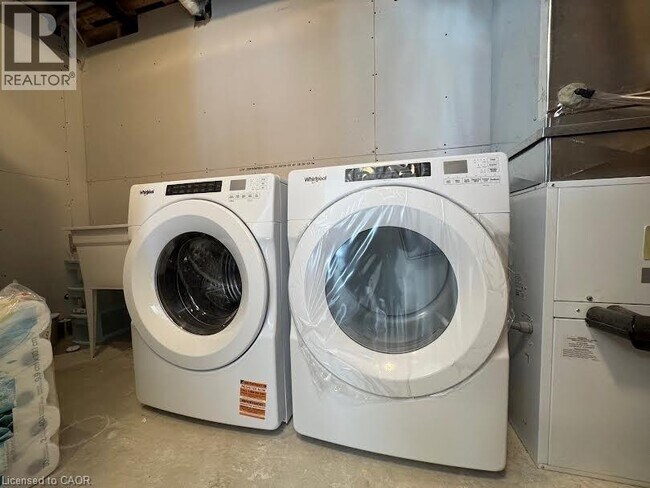 Photo - 21 Urbane Blvd