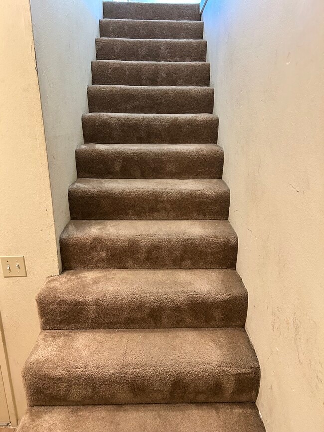 Photo - 1975 Boisseranc Ln Unit Balcony