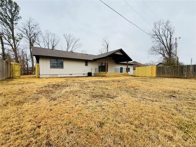 Photo - 1304 NW 10th St