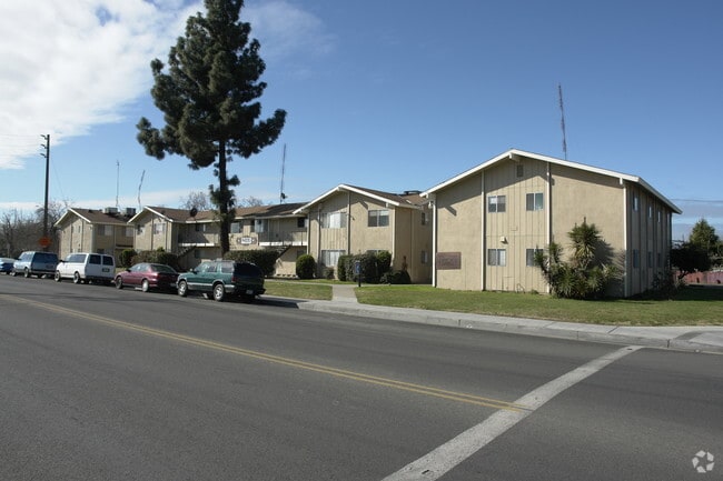 Riverside Terrace Apartments - Riverside Terrace Apartments