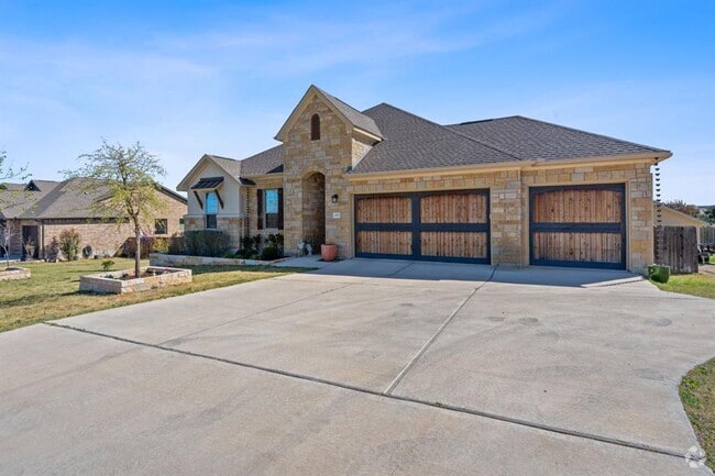 Building Photo - 197 Fort Sumner St Rental