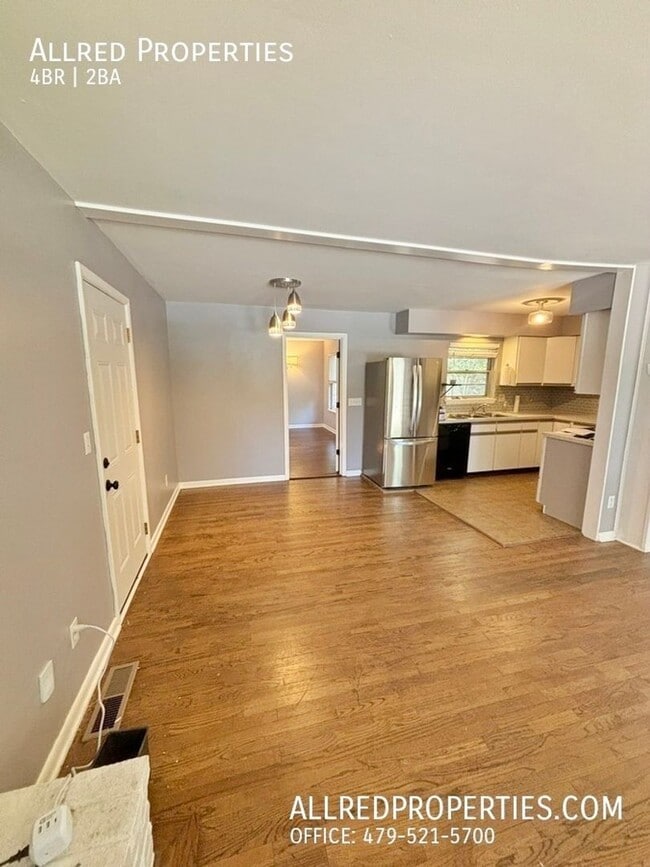Photo - Move in special $500.00 off 1st month's re...