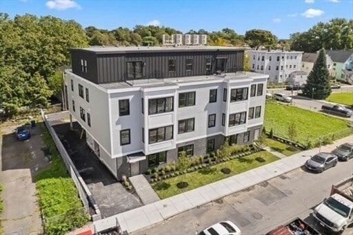 Building Photo - 52 Withington St Unit 3 Rental