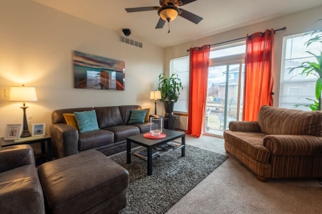 Photo - 144 N Duquesne St