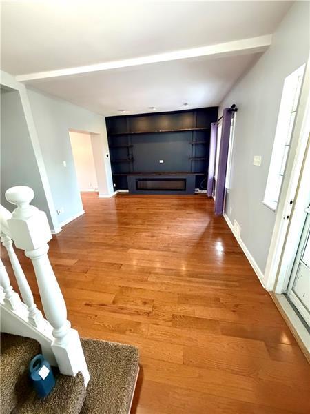 Photo - 1636 Dagmar Ave