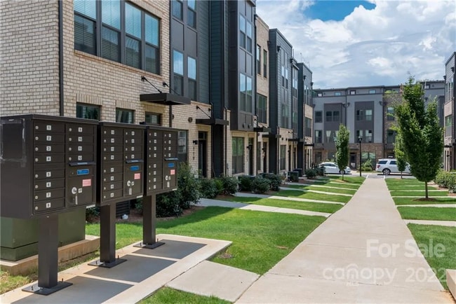 Photo - 436 W Tremont Ave