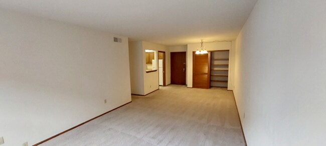 Photo - 4333 N Oakland Ave Unit 202