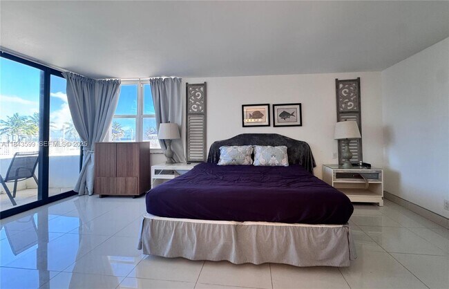 Building Photo - 2201 S Ocean Dr Unit 301