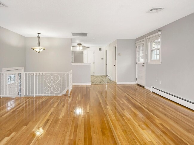 Photo - 14 Endmoor Rd