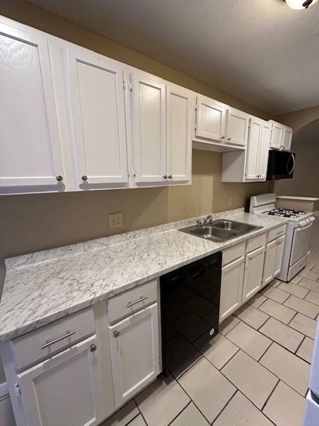 Photo - 722-726 S. Kennedy Ave. Unit 726