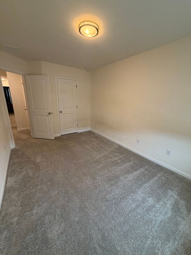 Photo - Beautiful 3 Bed / 2.5 Bath Townhome in Foxbank Plantation