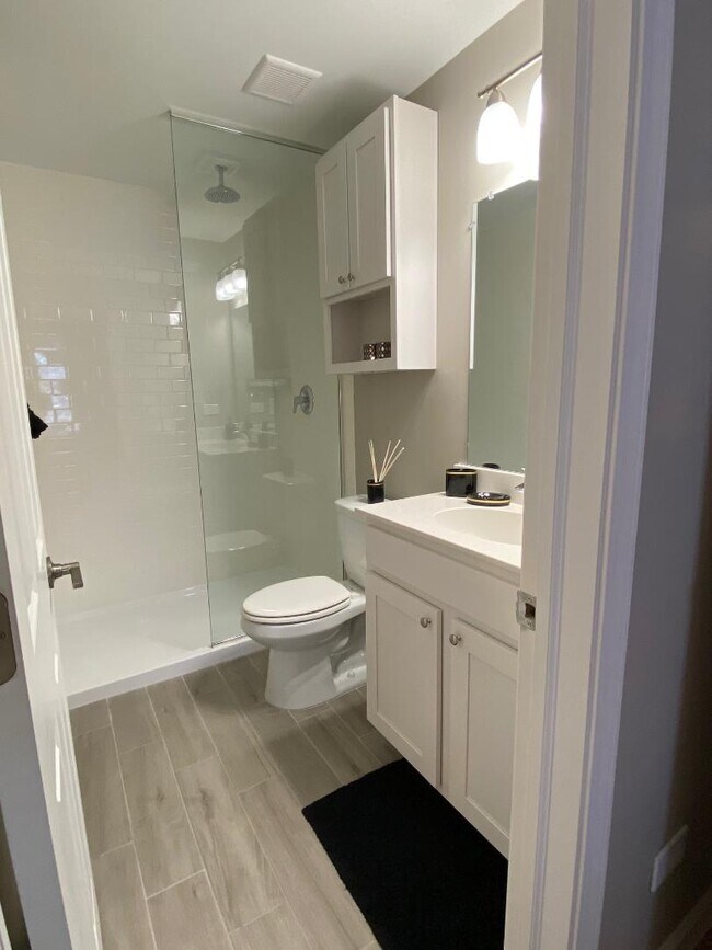 The Wheatlands Apartments For Rent in Buffalo Grove, IL