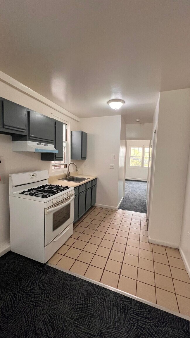 Photo - 416 6th St Unit 3