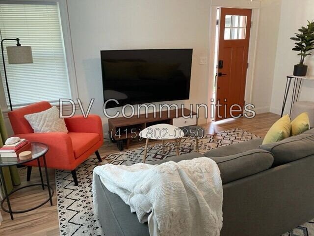 Photo - 3646 6th Ave N