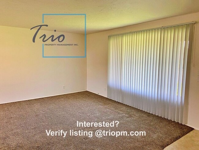 Photo - 822 E 35th Pl