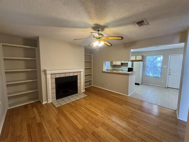 Photo - 2907 Jadewood Ct