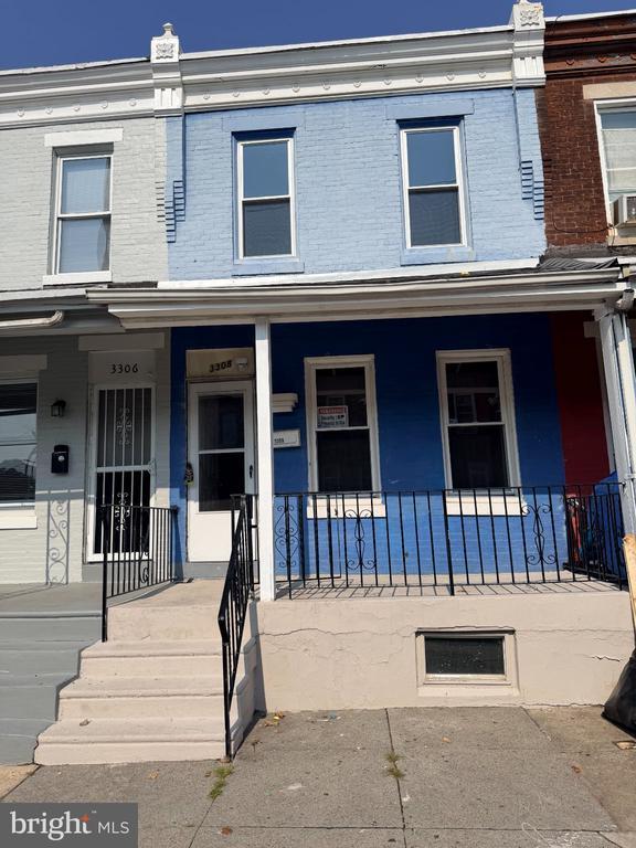 Building Photo - 3308 N Mascher St
