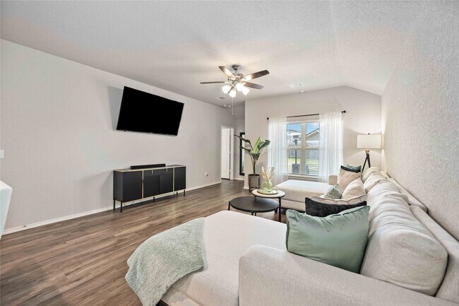 Photo - 10527 Meadow Saffron Dr